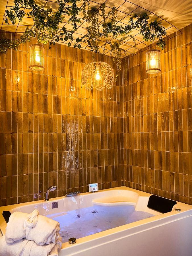 Love Room Suite Bali - Auray En Bretagne Brech Dış mekan fotoğraf
